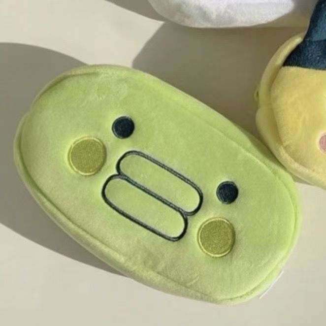 Case With Pencil Holder - Elektroniczny piórnik w kształcie zwierzaka, najlepszy