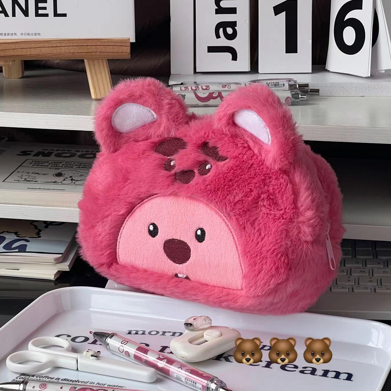 Pluszowy piórnik z motywem kre – Case With Pencil Holder recenzja i cena